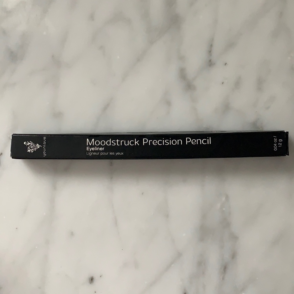moodstruck precision pencil black eyeliner